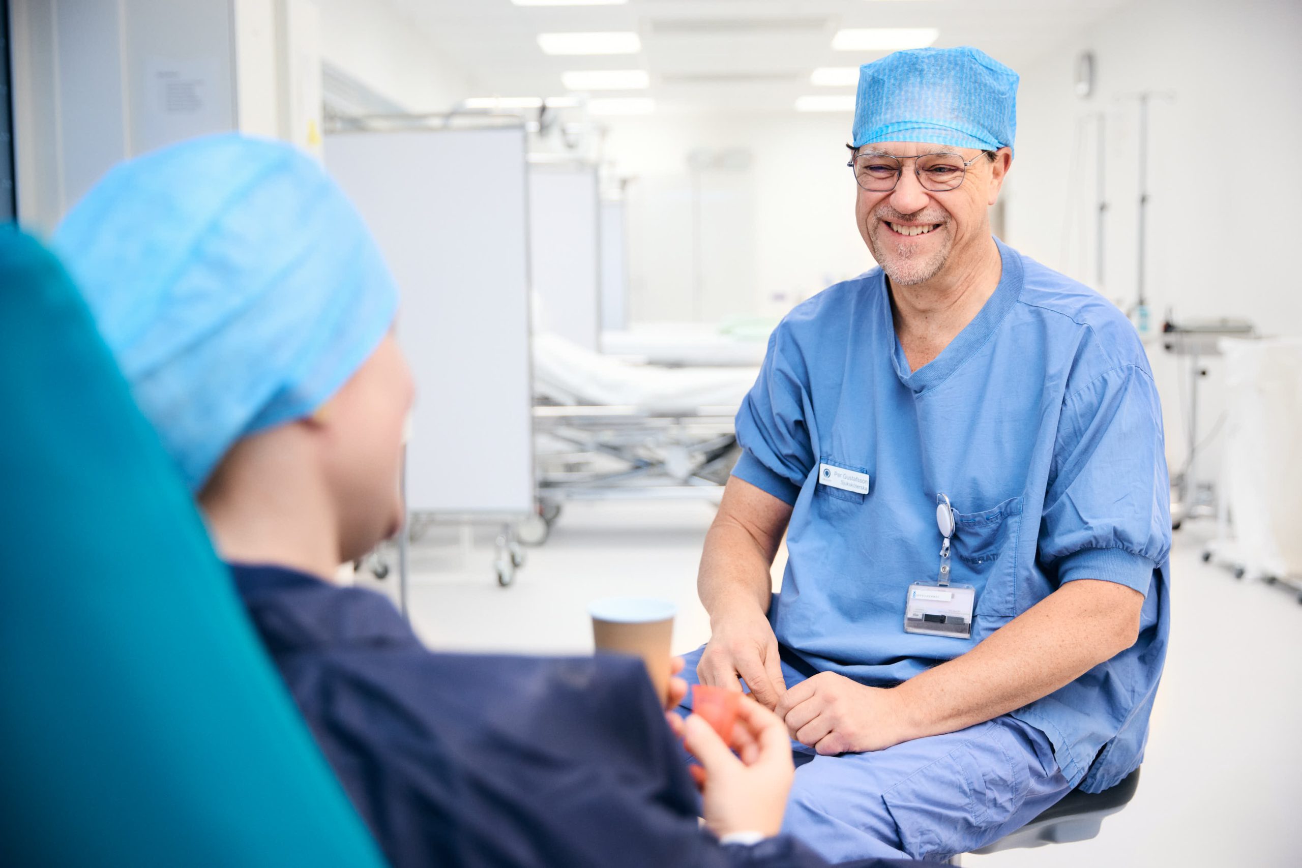 operation personal och en patient på Urogyn